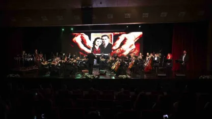 Kent Orkestrası yeni yılın ilk konserinde sanatseverleri büyüledi