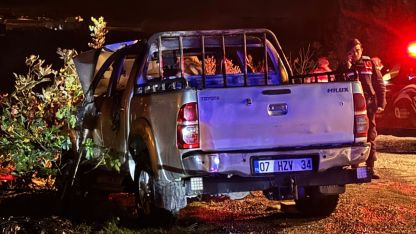 Antalya'da yanan kamyonette erkek cesedi bulundu