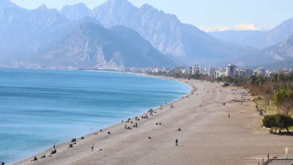 Antalya’da deniz suyu sıcaklığı, hava sıcaklığını geride bıraktı