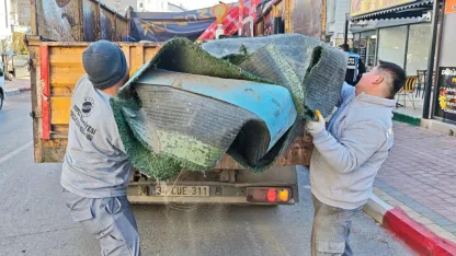 Kepez’de cadde ve kaldırım işgallerine sıkı takip