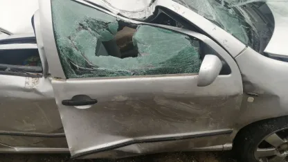 Otomobil şarampole yuvarlandı: Bangladeş uyruklu aynı aileden 1 kişi öldü, 3 kişi yaralandı