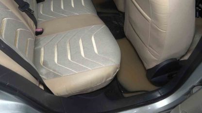 Taşan dere nedeniyle sitenin bahçesi ve araçlar su içinde kaldı