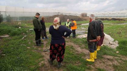 Aksu’da afetten zarar gören seralarda hasar tespiti yapıldı