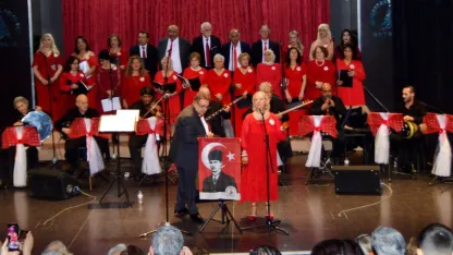 Antalyalı türkülerle ısındı