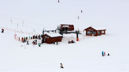 Davraz Kayak Merkezi'ne ziyaretçi akını