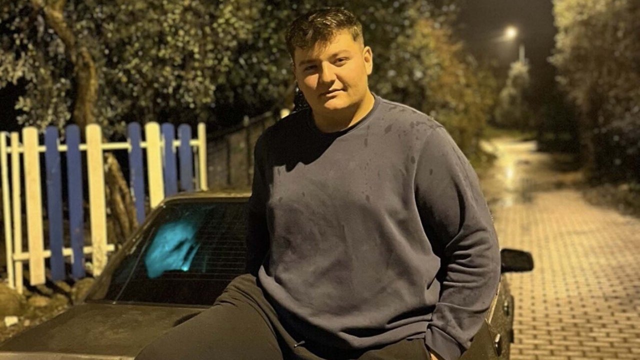 Ağaçlara ve duvara çarpan kamyonetin sürücüsü öldü