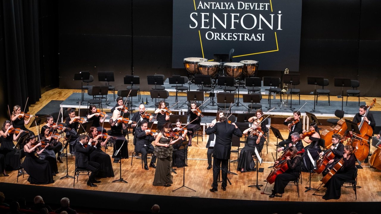 Antalya Devlet Senfoni Orkestrası sanatseverlerle buluştu