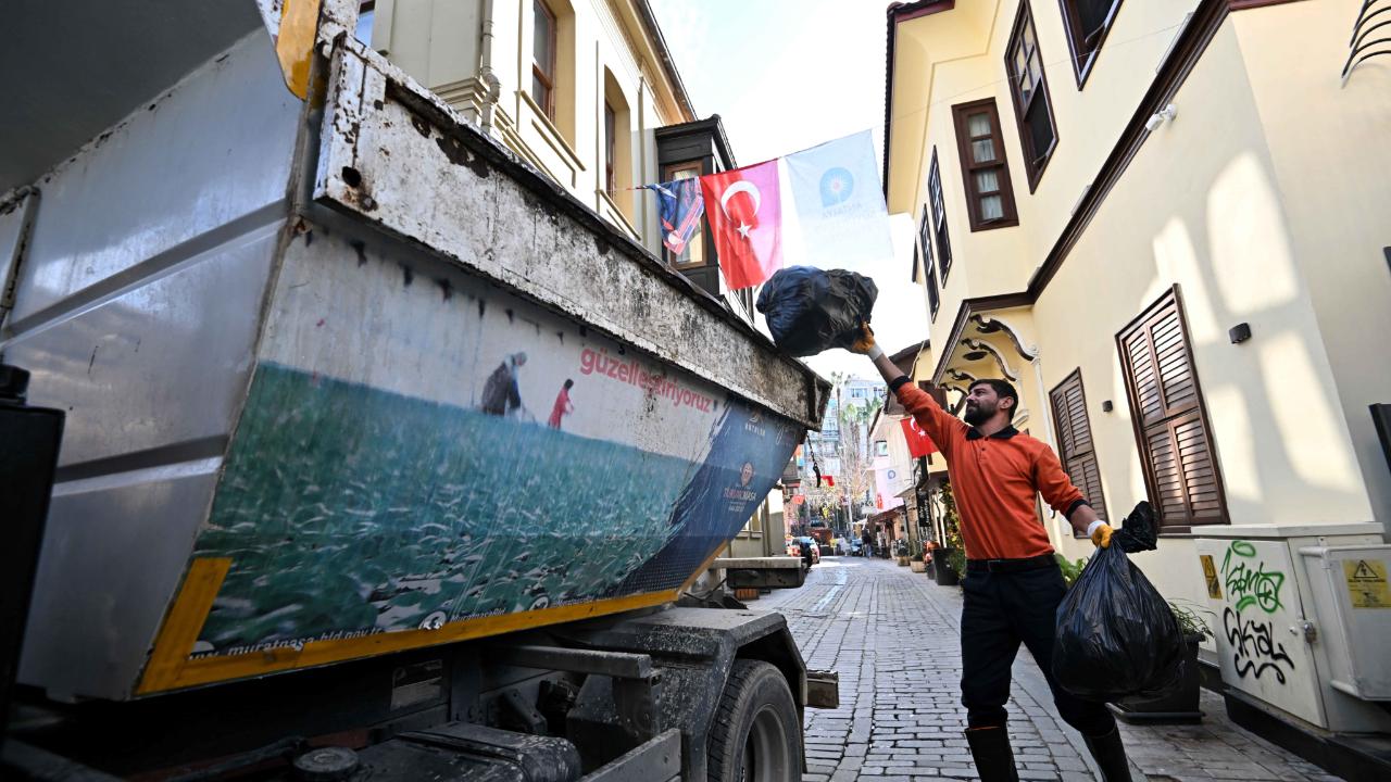 Antalya'da 1 milyon 395 bin lira rekor ceza