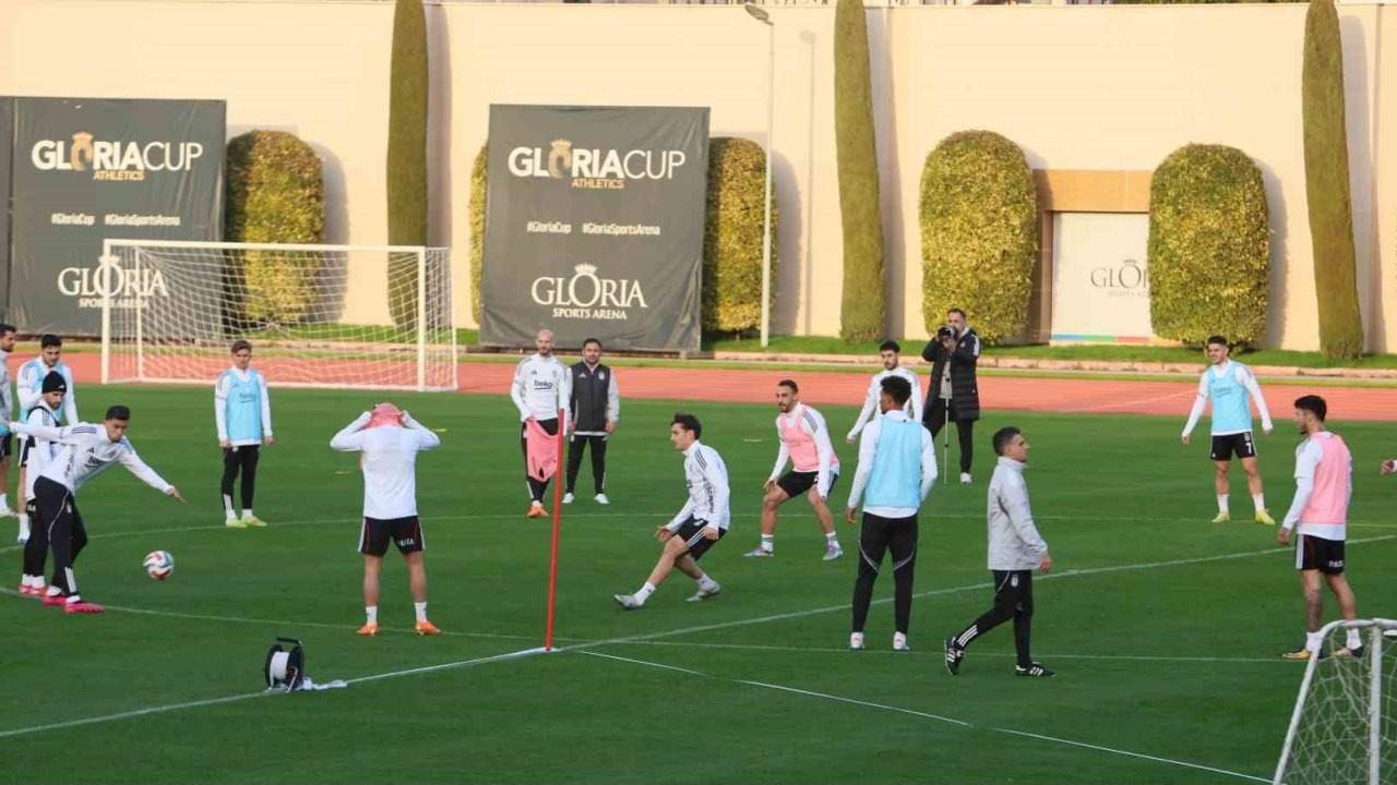 Beşiktaş, devre arası çalışmalarını Antalya’da sürdürüyor
