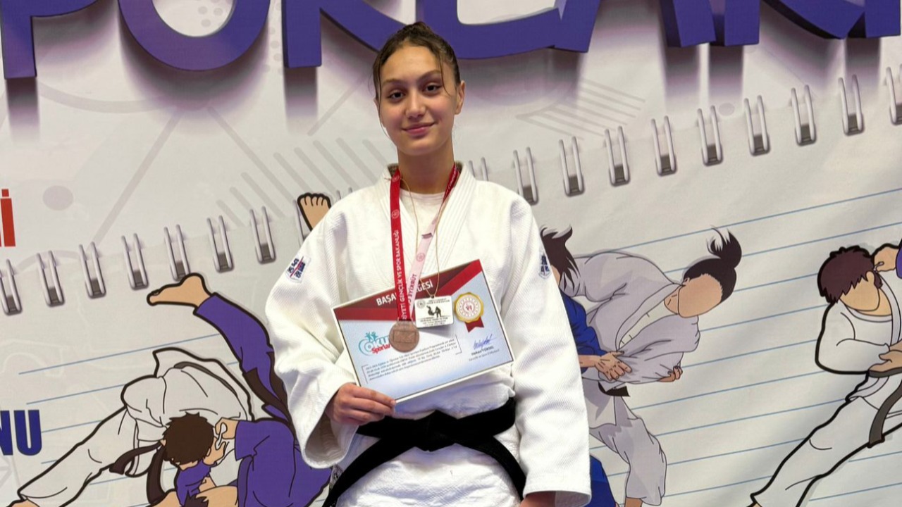 Burdurlu sporcu Türkiye üçüncüsü