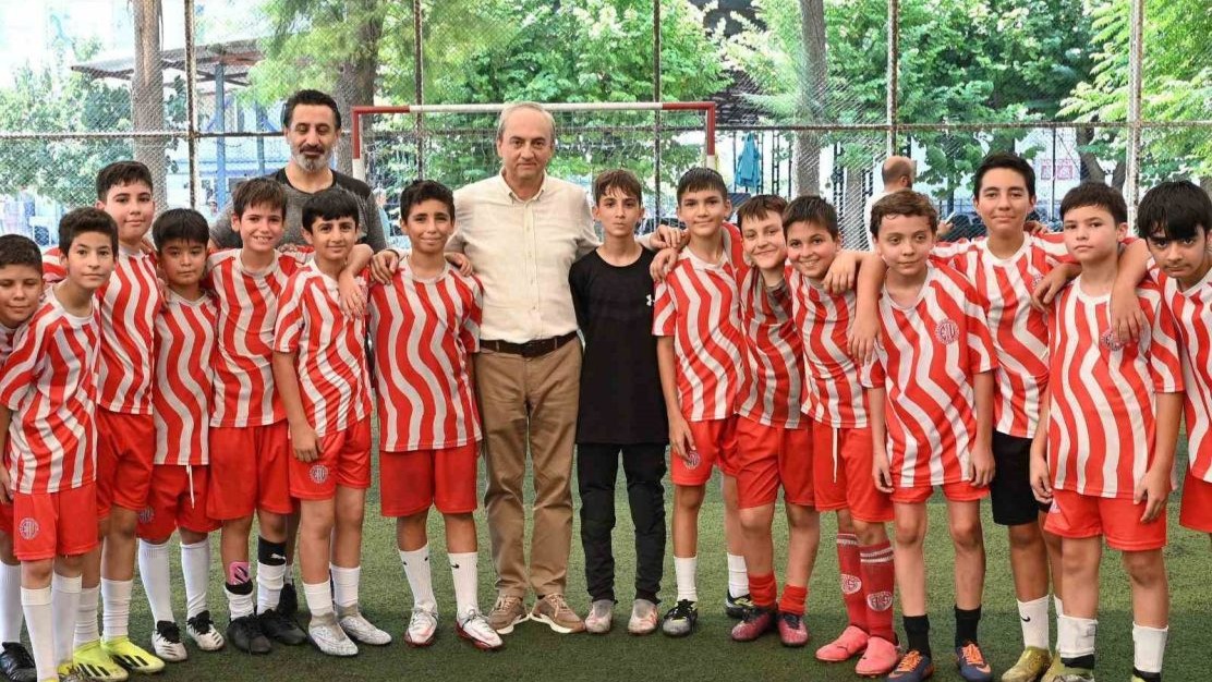 Çocukların videolu halı saha çağrısına Başkan Kocagöz’den yeşil ışık