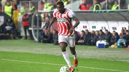 Fenerbahçe, genç futbolcuyu transfer etti!