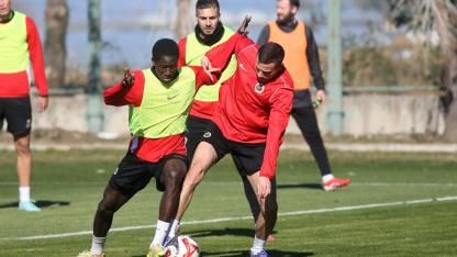 Gençlerbirliği, ligin ikinci yarısının hazırlıklarına Antalya'daki kampta başladı