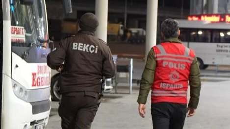 Huzurlu Sokaklar Uygulamasında 12 aranan şahıs yakalandı