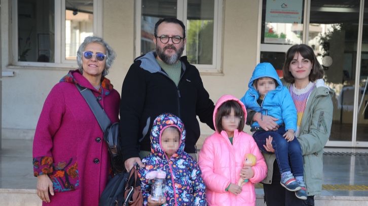 İki çocuklu çift, bir çocuğun hayatına dokunmak için koruyucu aile oldu