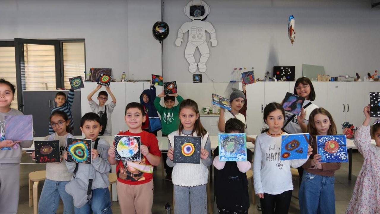 Kepez'de bilimle dolu karne şenliği