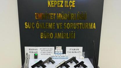 Kepez'de "Şafak 07 Huzur-01" operasyonu yapıldı