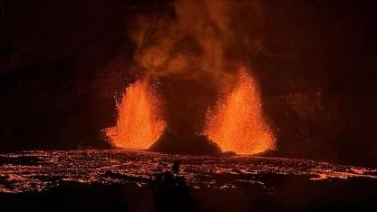 Kilaue Yanardağı yeniden lav püskürttü!