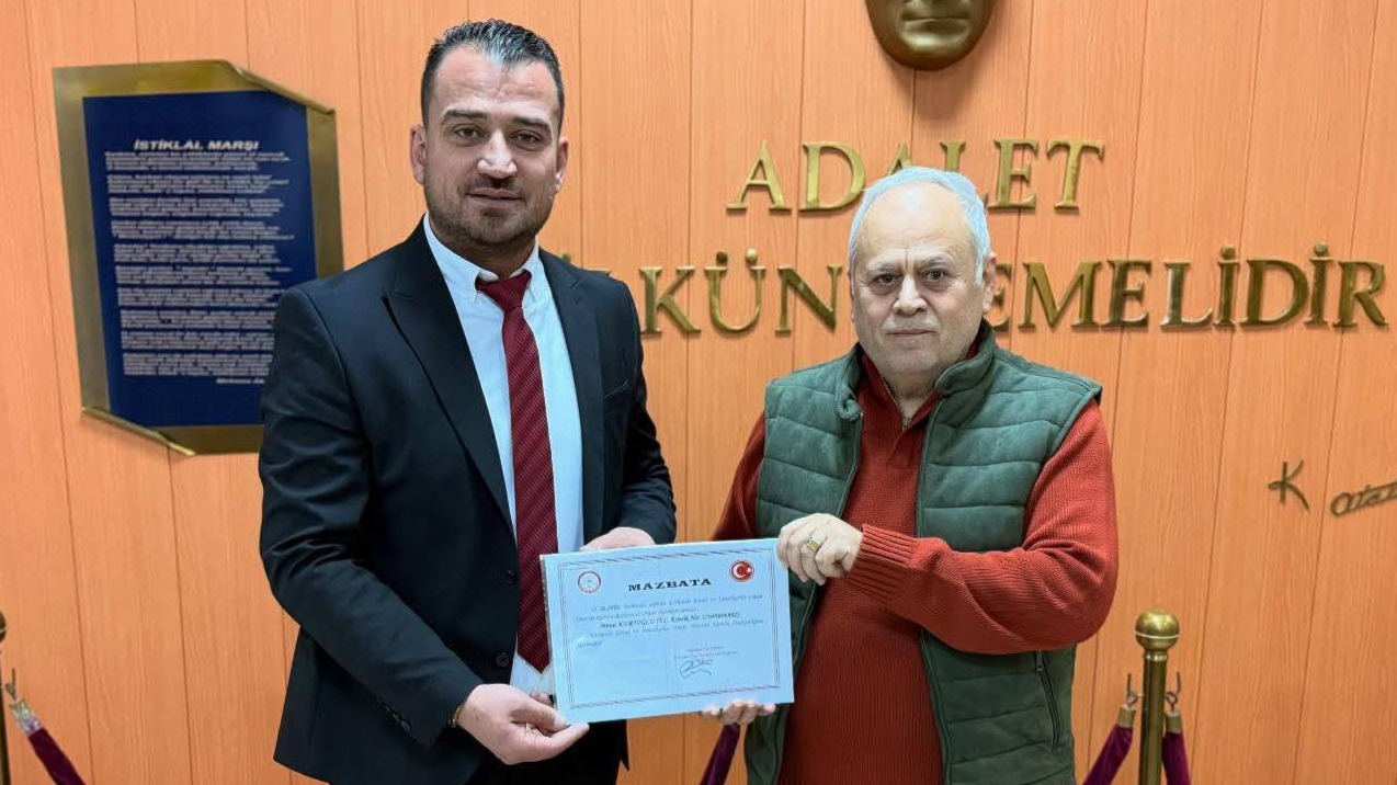 Kurtoğlu, mazbatasını aldı