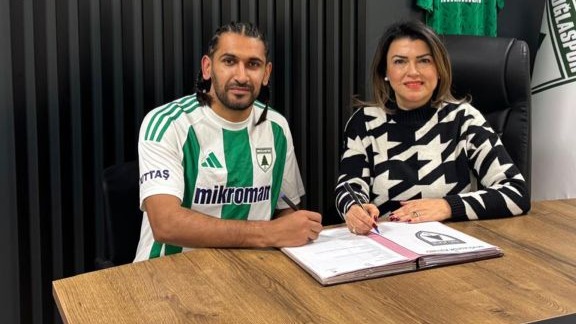 Muğlaspor'da İsa imzayı attı