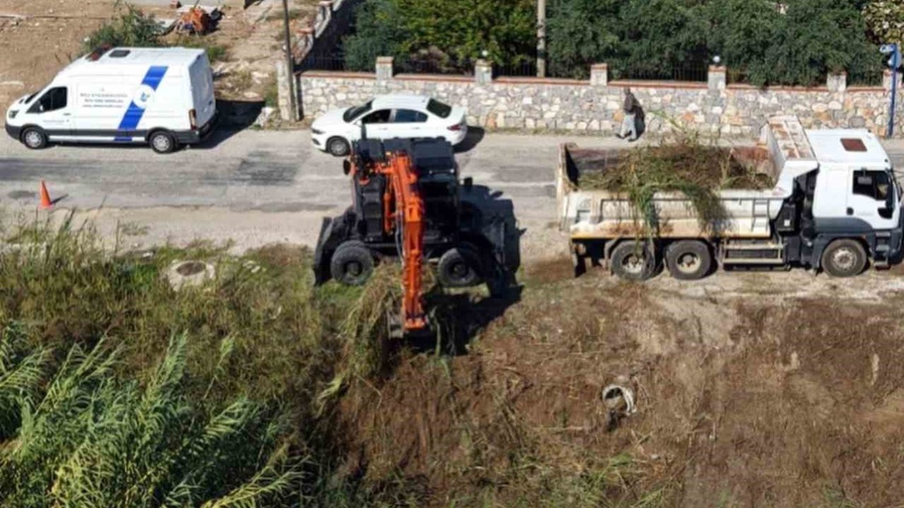 MUSKİ Fethiye’de 71,5 kilometre dere temizliği yaptı