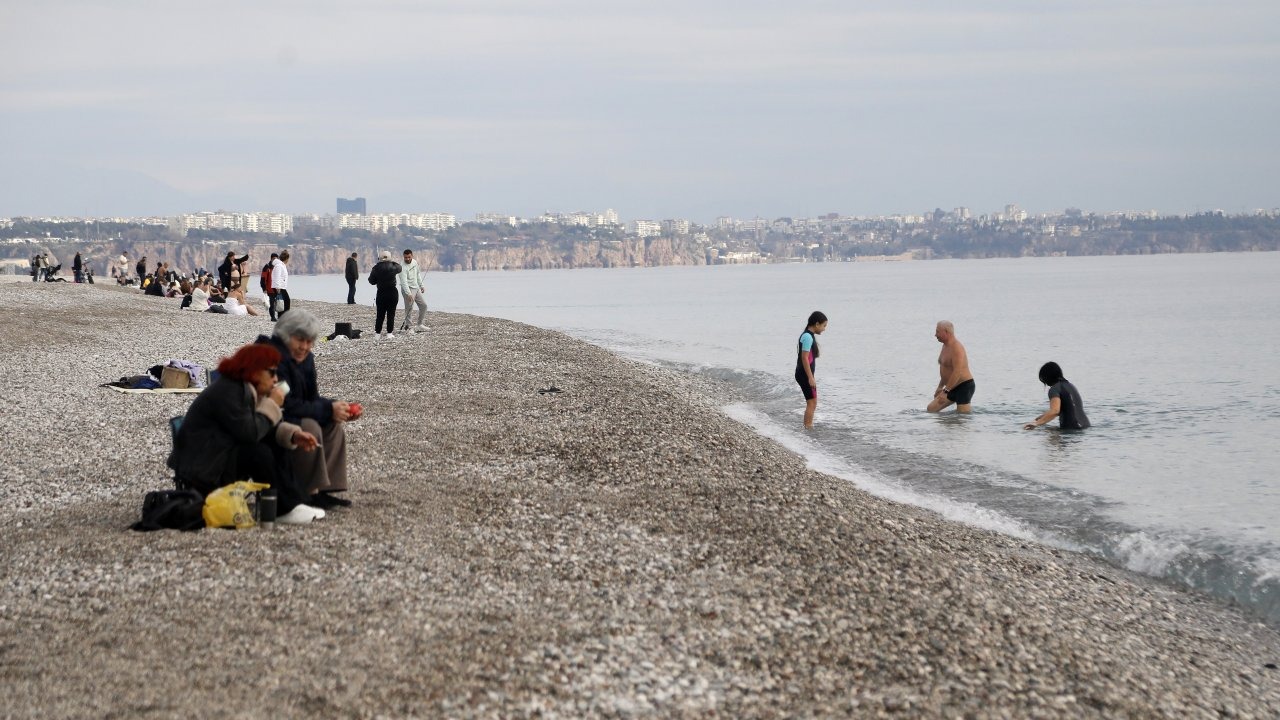 Ocak ayında Antalya'da bahar havası