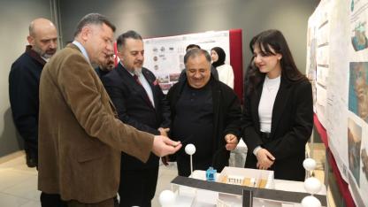 Öğrencilerden görme engelli bireylere odaklanan proje sergisi