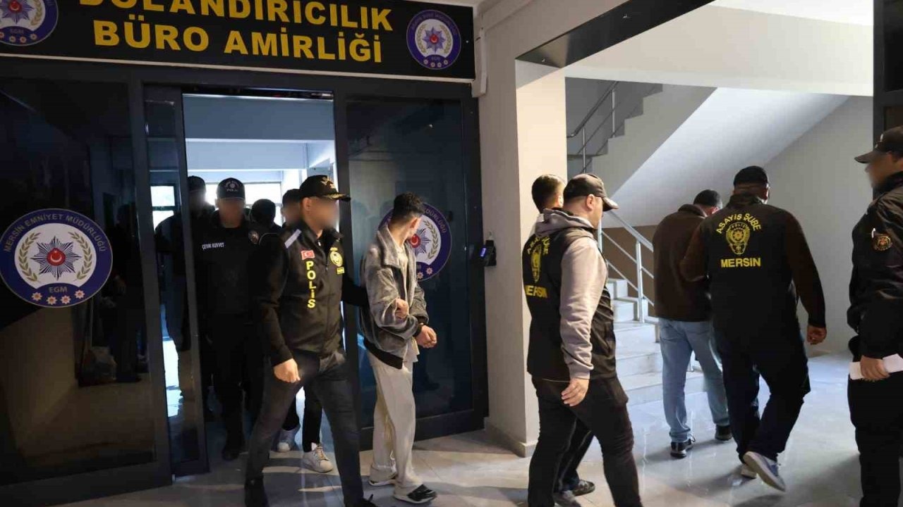 Paravan şirketlerle organize dolandırıcılık yapan şebeke çökertildi