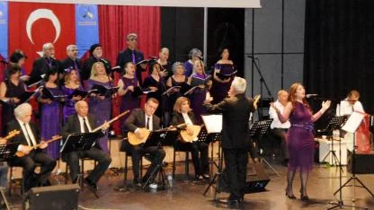 Sarısözen konserle anıldı