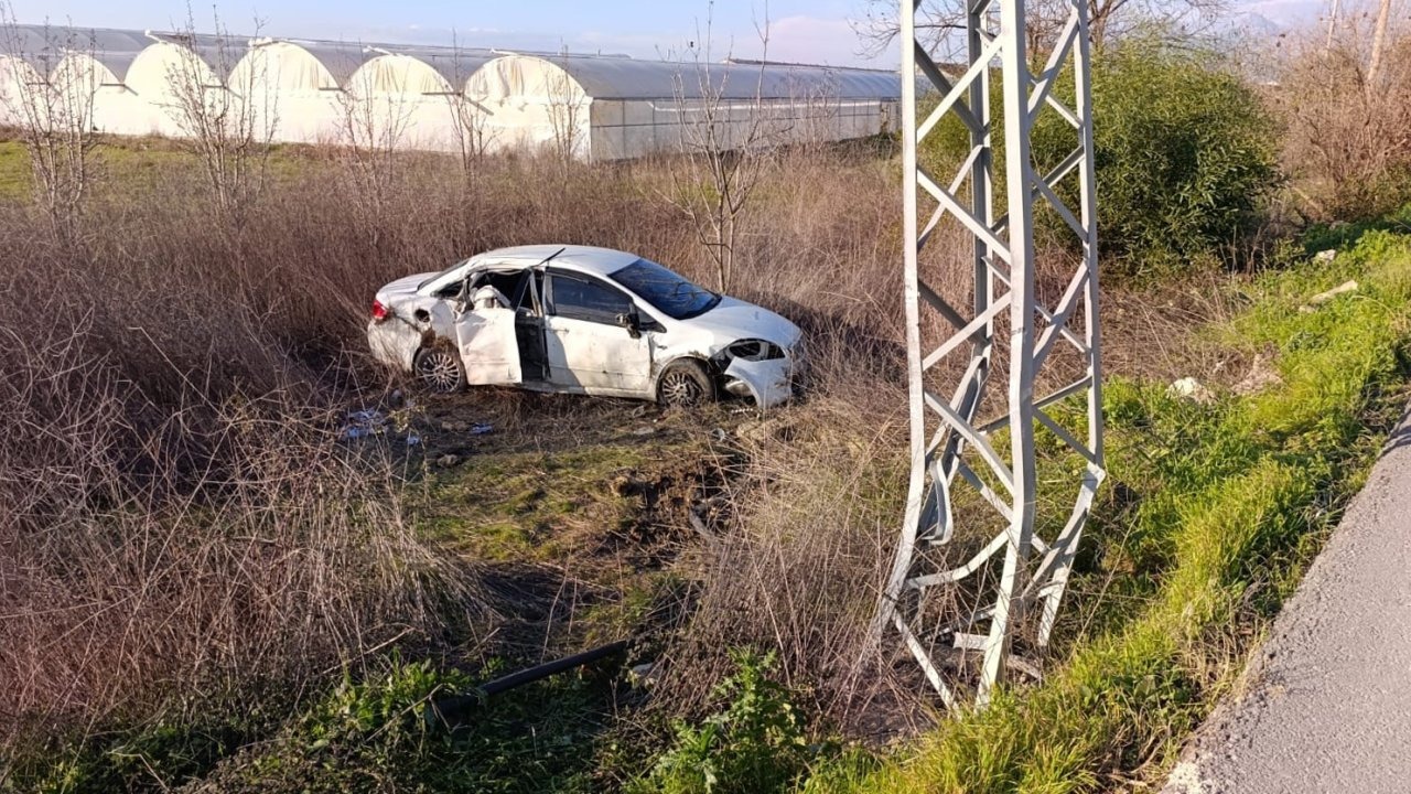 Serik'te kaza: 4 yaralı