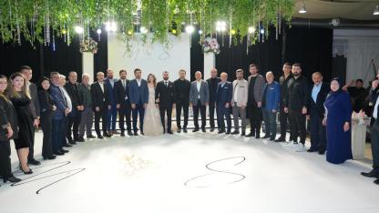 Süleyman Dede ile  Merve Minta nişanlandı