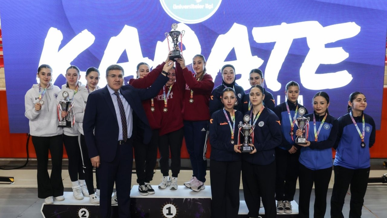 Üniversiteler Arası Karate Şampiyonası başladı