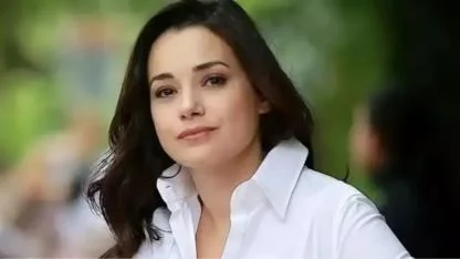 Ünlü oyuncu yeni bir aşka mı yelken açtı?