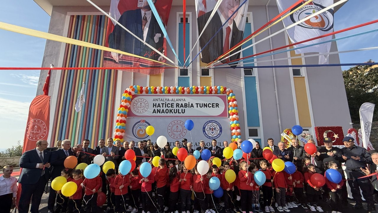 Vali Şahin'den 2 okul açılışı