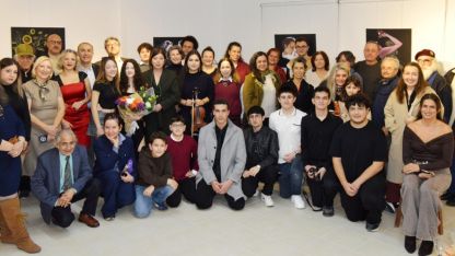 Genç sanatçının ilk sergi heyecanı