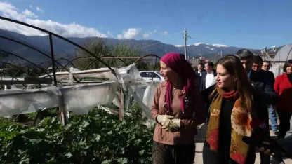 Büyükşehirden 121 çiftçiye destek