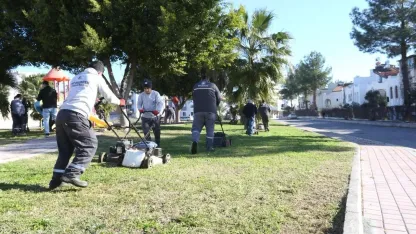 Kepez’in Varsak Ayanoğlu Mahallesi’nde yaşam alanları yenilendi