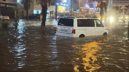 Yağış uyarısının ardından okullara 1 gün ara verildi