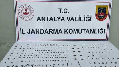 Antalya’da 281 adet tarihi eser ele geçirildi