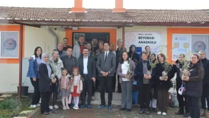 Köyceğiz Beyobası Anaokulu’nda zeytin yetiştiriciliği eğitimi ve fidan dağıtımı