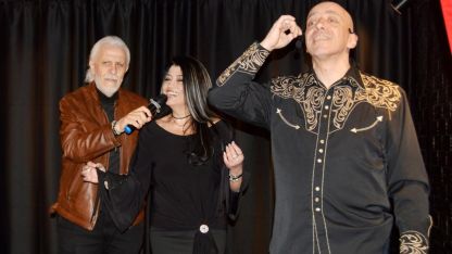 Solistler geçidine hazırlık