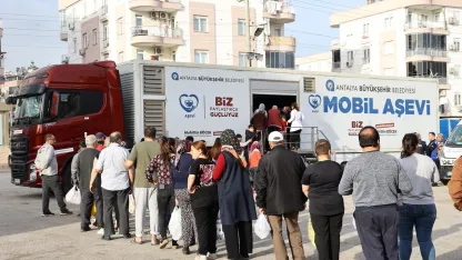 Mobil aşevi her akşam farklı mahallede