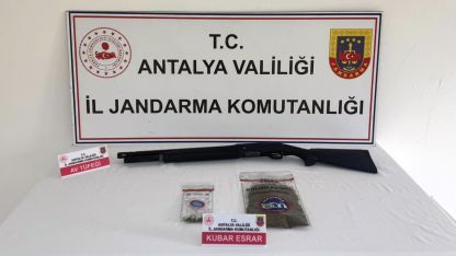 Serik’te jandarma esrar ele geçirdi