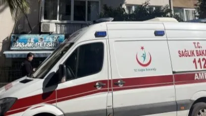 Yakınlarına mesaj attı, evinde bir kadınla ölü bulundu