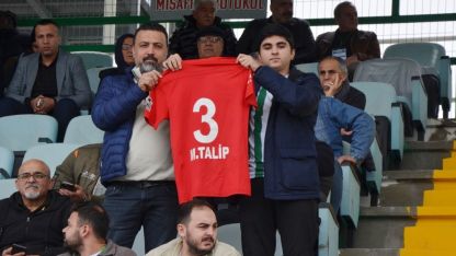 Serik Spor taraftarı Pazarlı’yı unutmadı