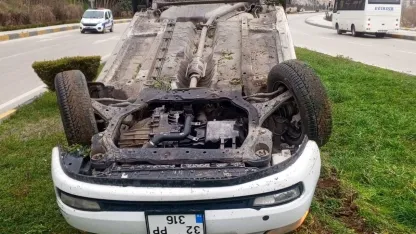 Kontrolden çıkan otomobil takla attı