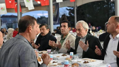 Kepez'den Kirişçiler'de iftar sofrası