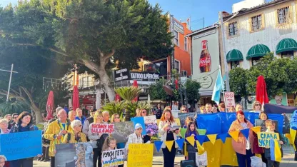 Antalya'da Ukraynalılardan 4. yıl çağrısı: "Ukraynalı çocukların geleceği tehlikede"