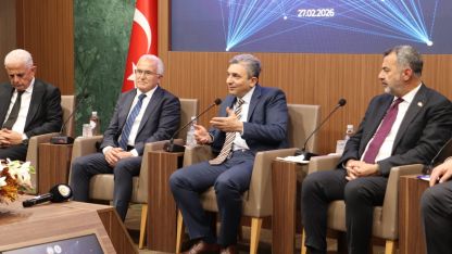 Vali Şahin, Kumluca'da gençlerle bir araya geldi