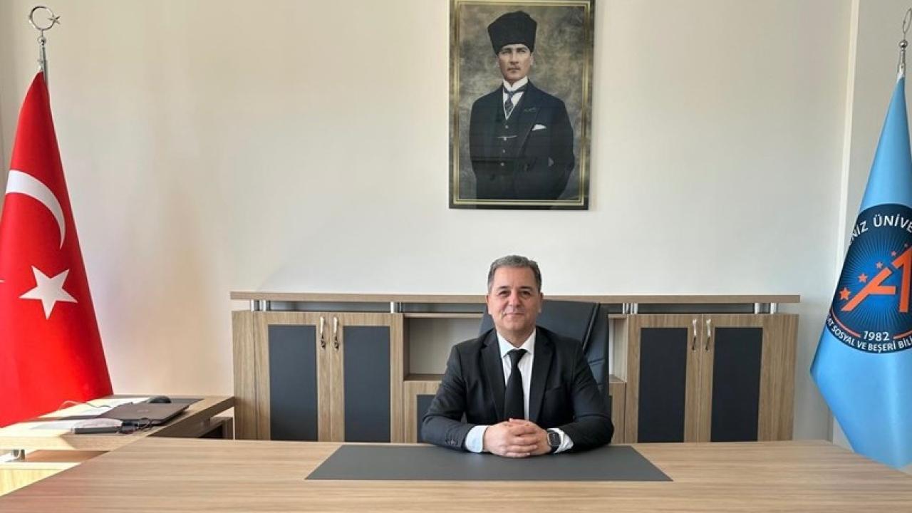 Akdeniz Üniversitesi Manavgat Yabancı Diller Fakültesi Dekanı Prof. Dr. Mustafa Caner oldu